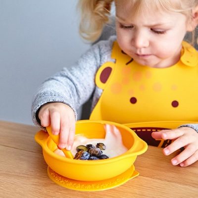 Marcus & Marcus Self-Feeding Suction Bowl With Lid