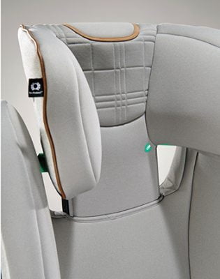 Joie Signature I-Traver Booster Car Seat Descriptions