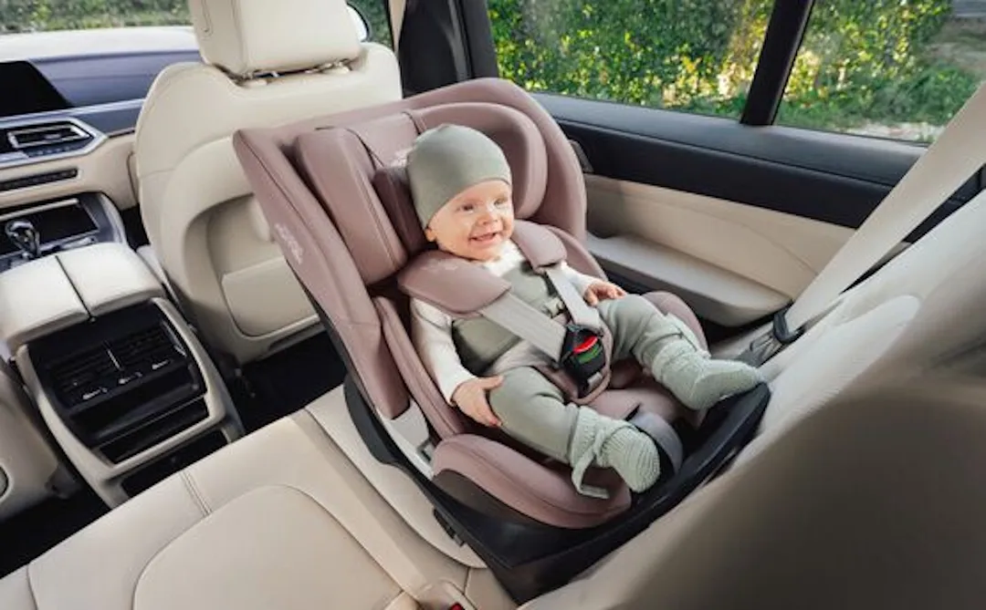 Britax Swivel 360 Car Seat Highlight