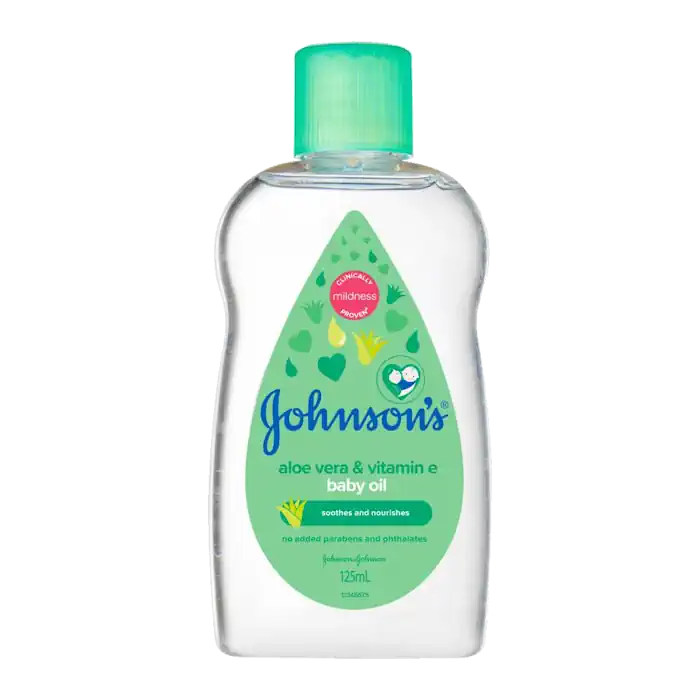 Johnson's Baby Oil 125ml ALOE VERA & VIT E